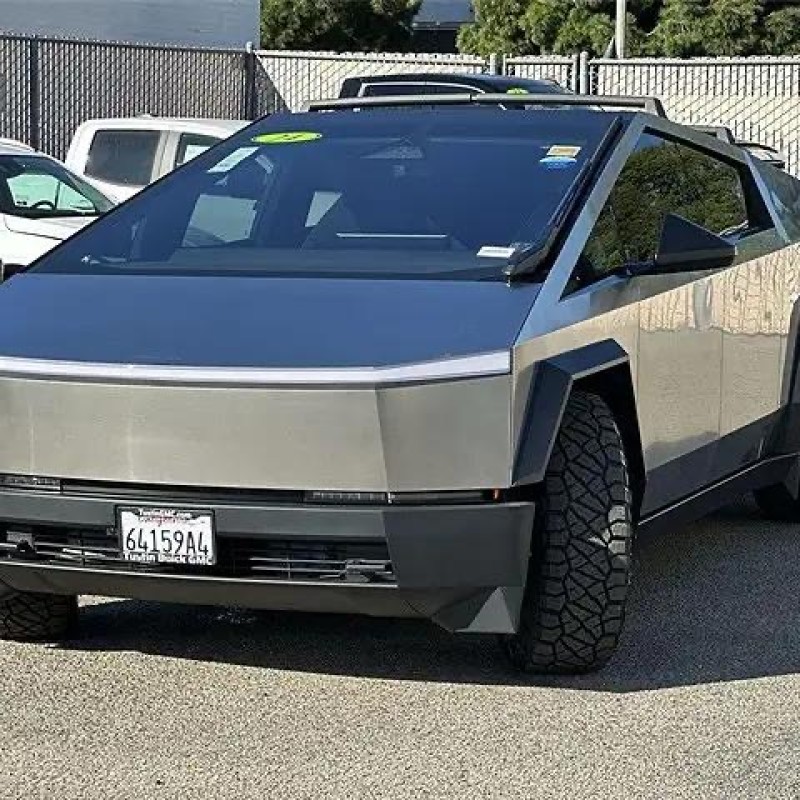 2024 Tesla Cybertruck